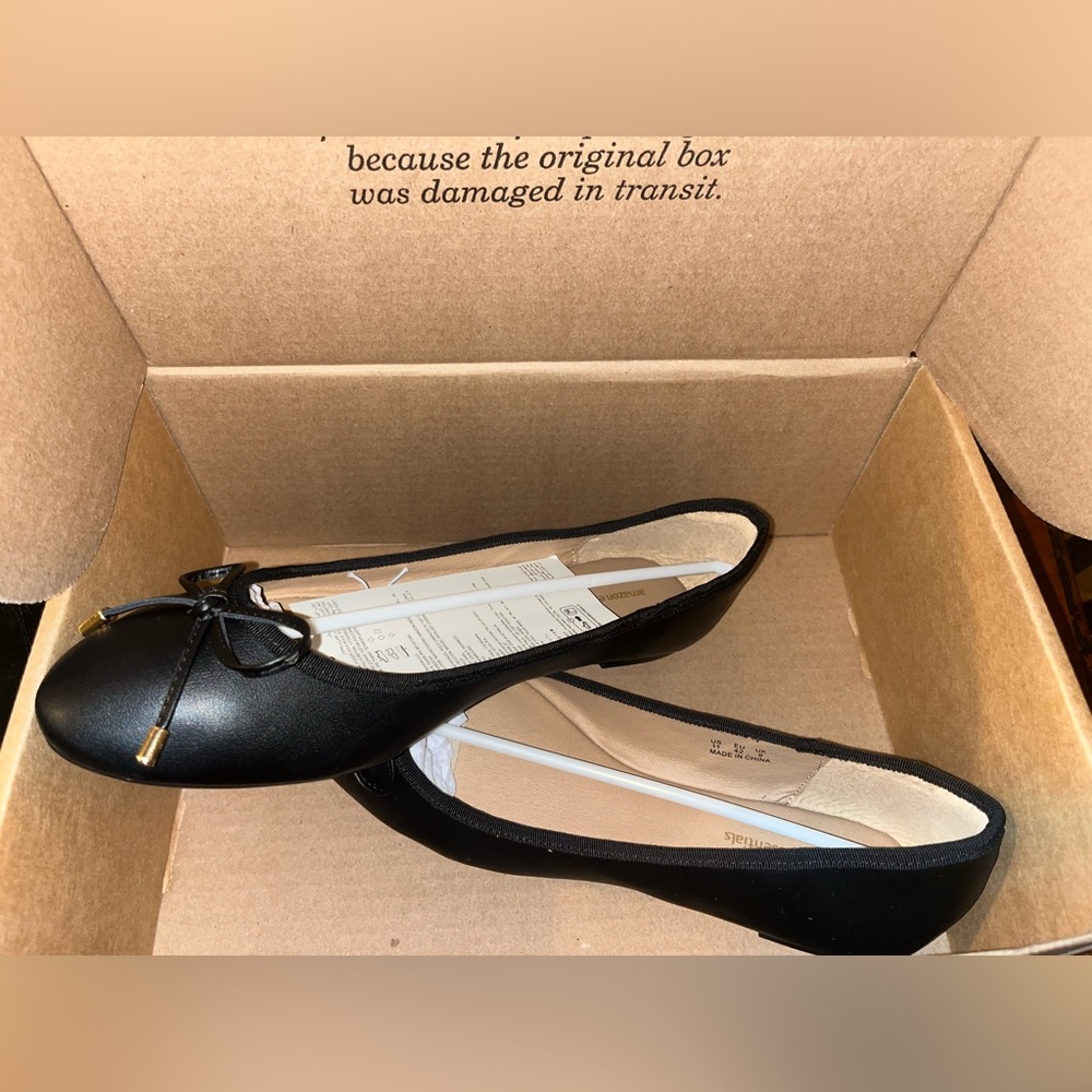 Amazon Basic shoes. Color Negro. Nuevo